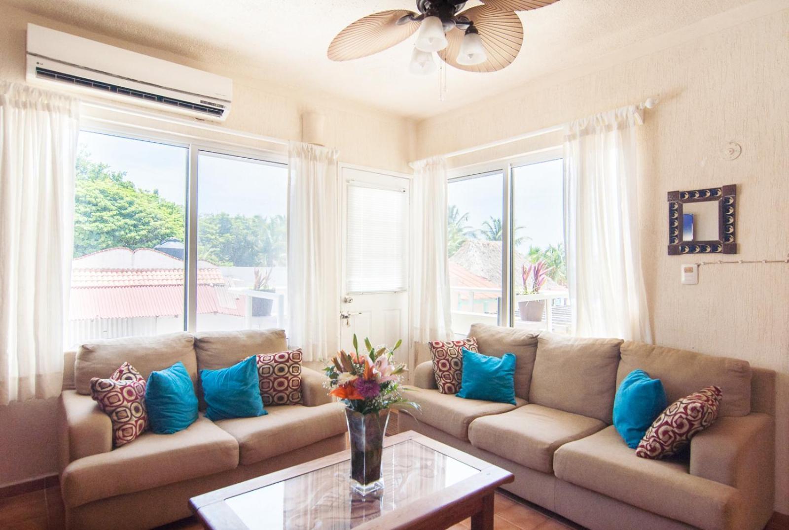 Beachfront 2br In Playa I Steps To 5th Ave! Apartamento *