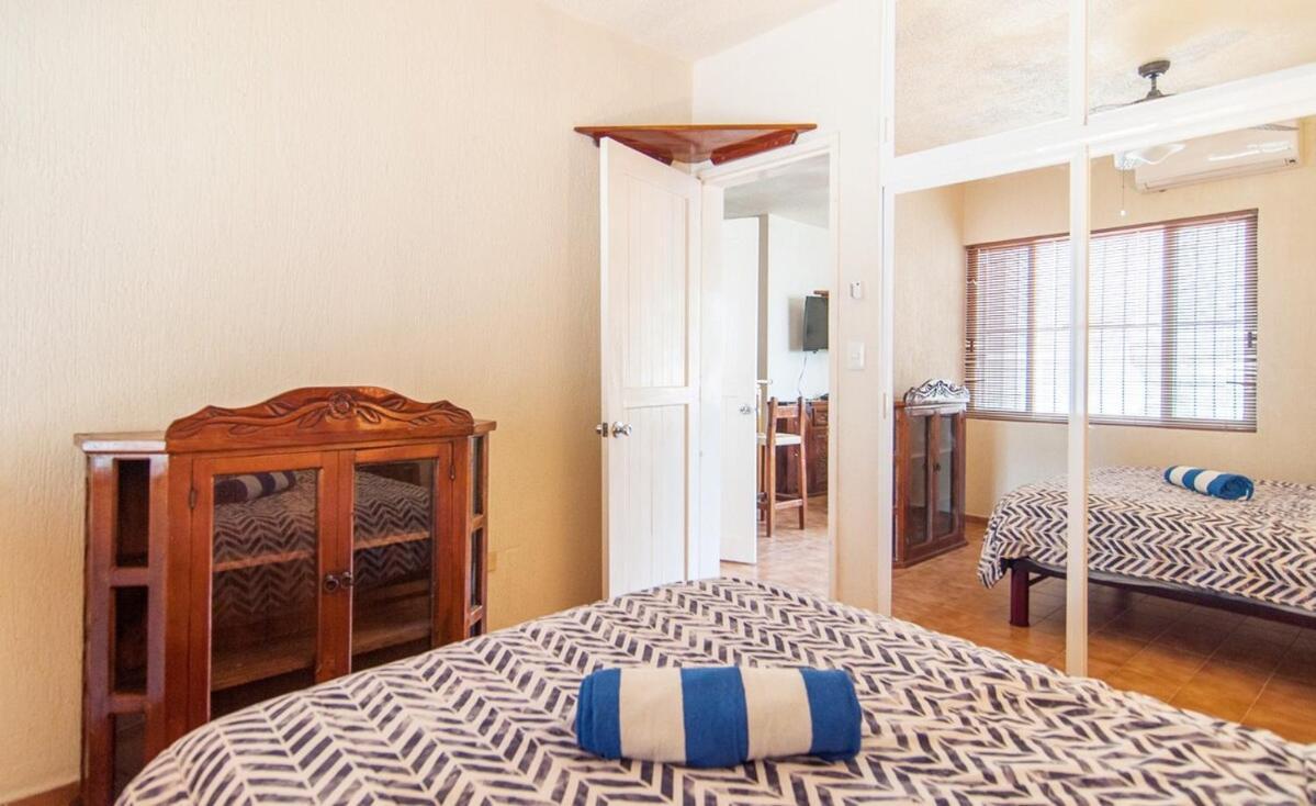 Beachfront 2br In Playa I Steps To 5th Ave!